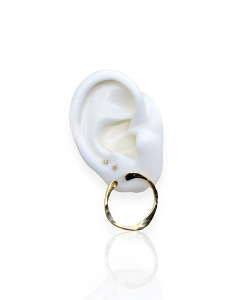 14k Gold Fluid Circle Earrings
