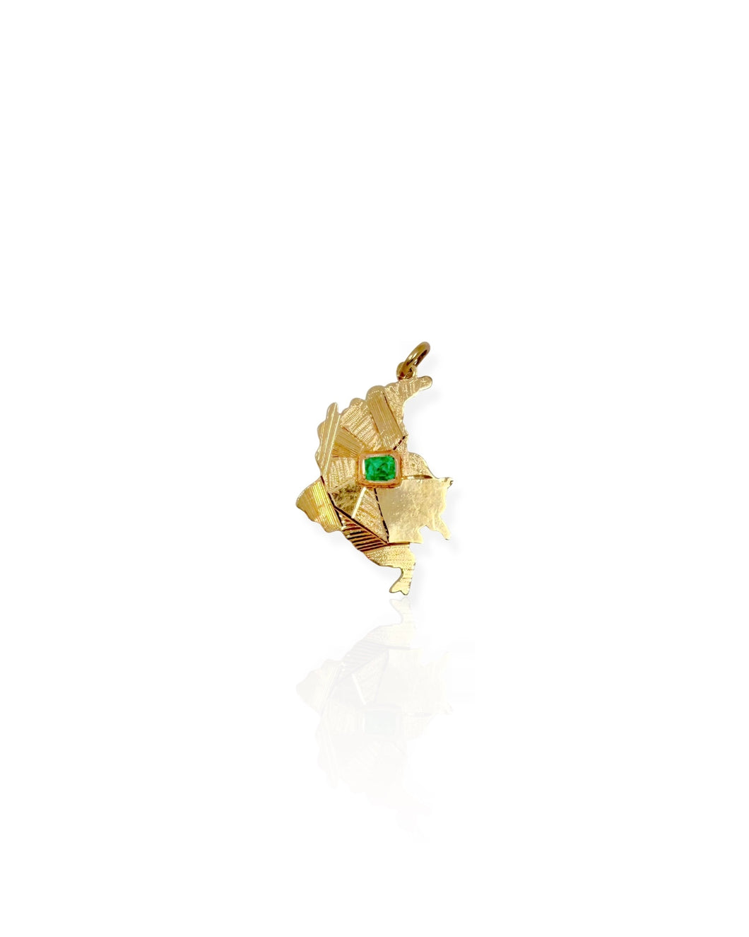 18k Gold Colombia Charm