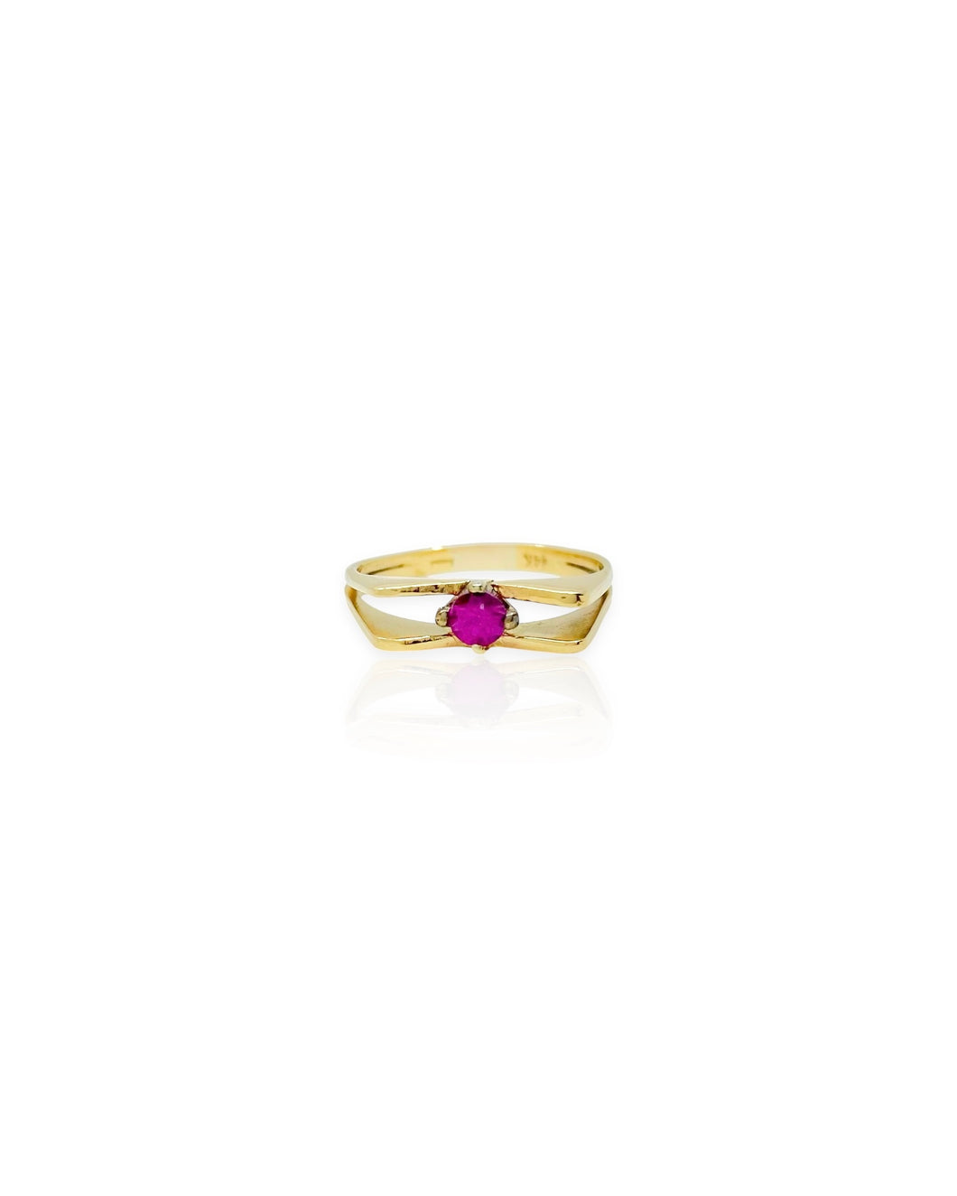 14k Gold Cat Ears Ruby Ring (6.75)