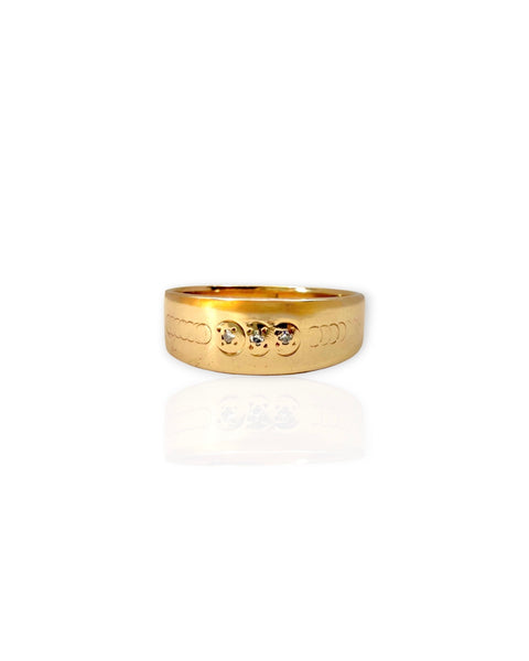 14k Gold Triple Diamond Low Ring (6.5)