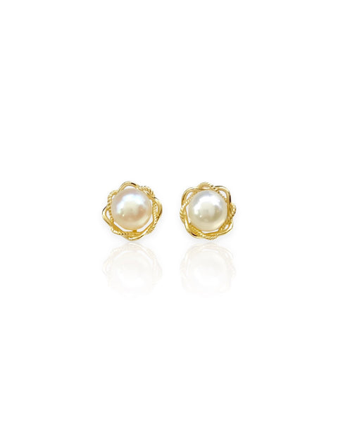 14k Gold Pearl Nest Stud Earrings