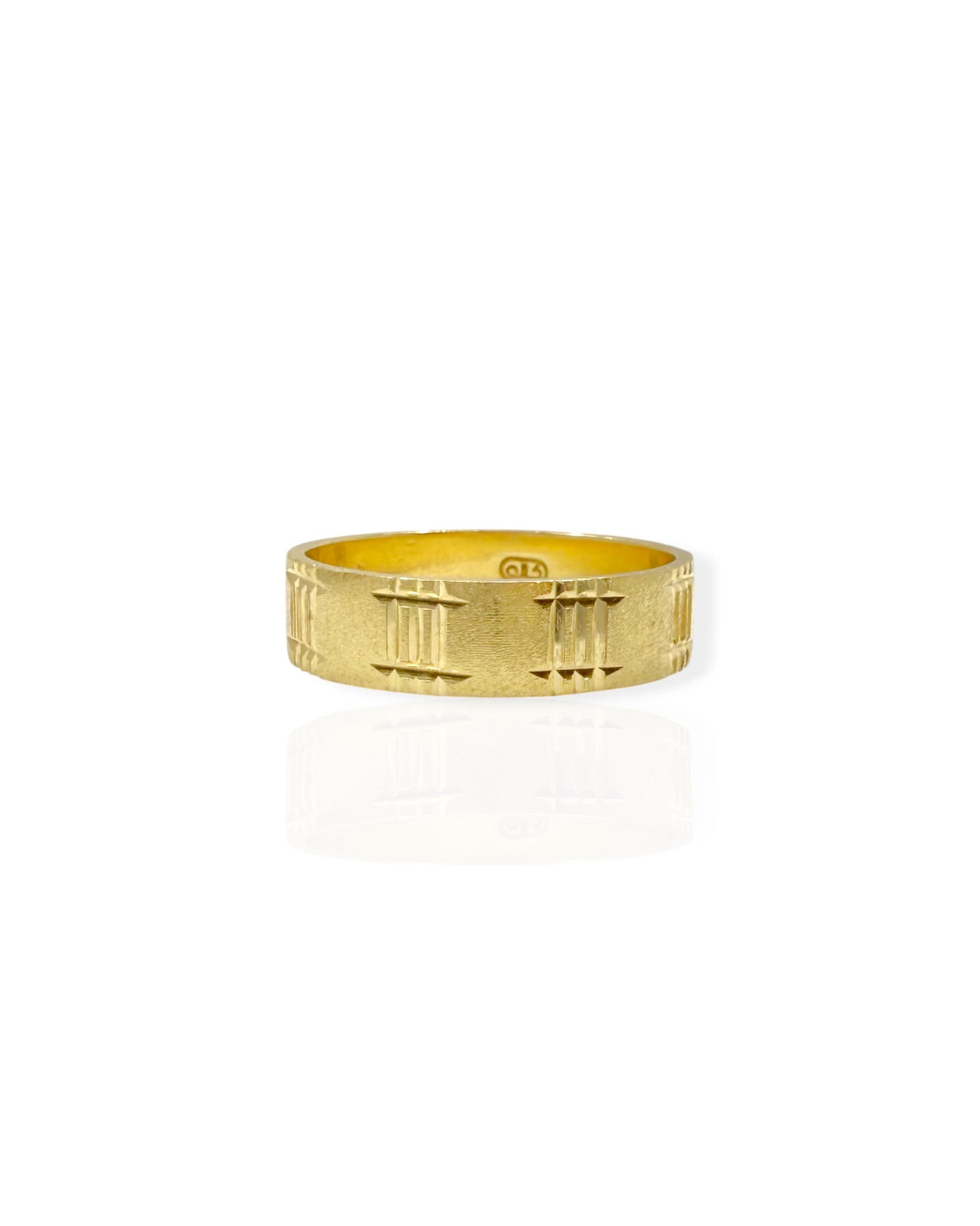 14k Gold III Ring (7.5)