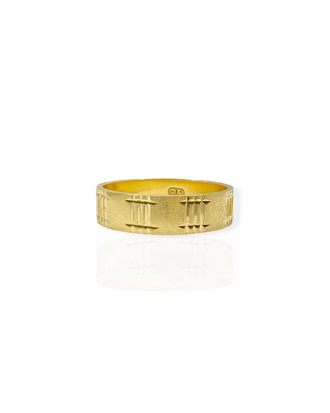 14k Gold III Ring (7.5)