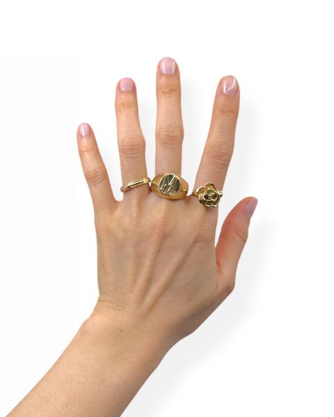18k Gold Letter M Signet Ring (11.5)